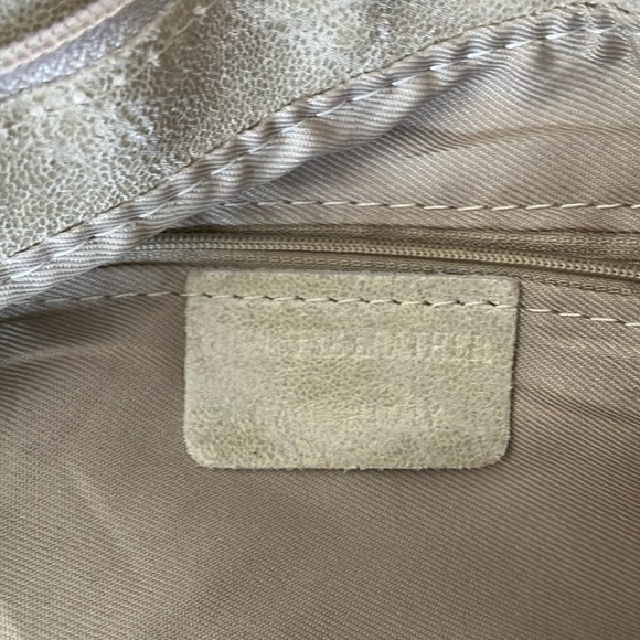 Made in Italy Cream Leather Chain Tote Bag - Picture 3 of 5